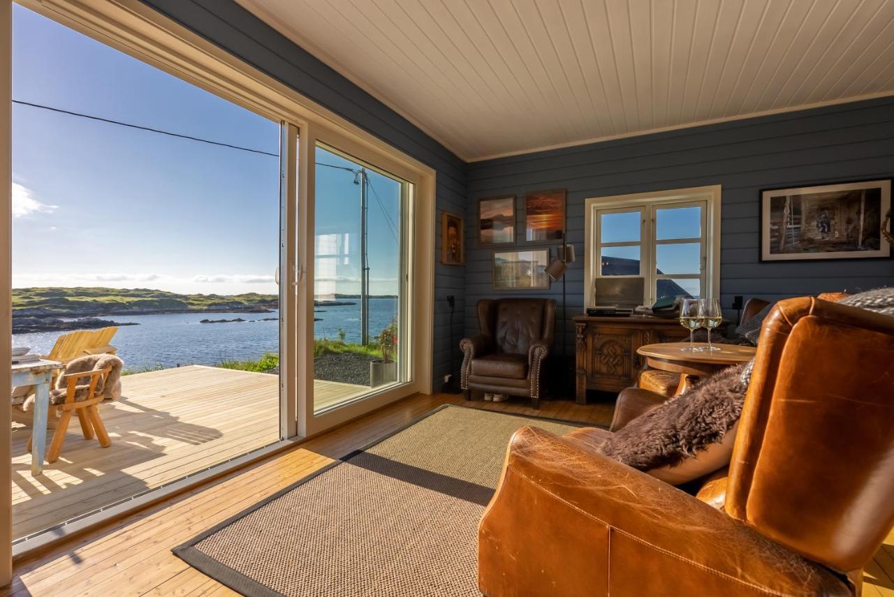 Villa Borgvag - A Unique Seafront Villa In The Heart Of Lofoten Bostad Eksteriør billede