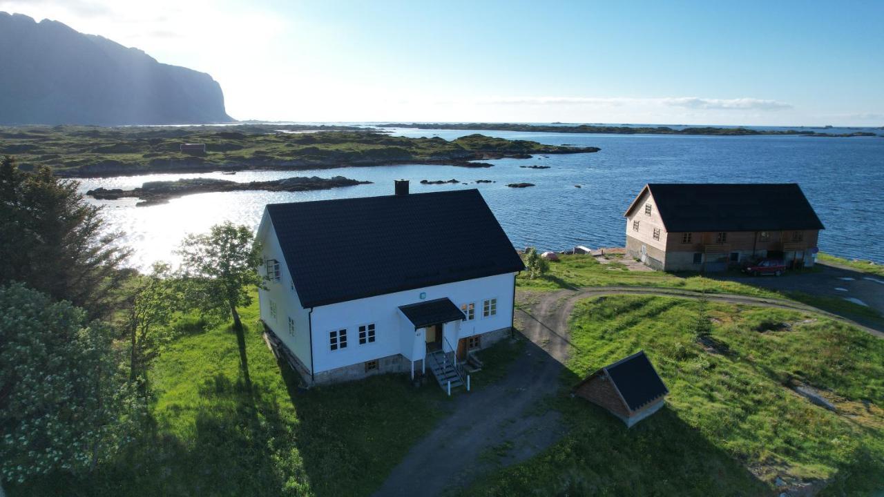 Villa Borgvag - A Unique Seafront Villa In The Heart Of Lofoten Bostad Eksteriør billede