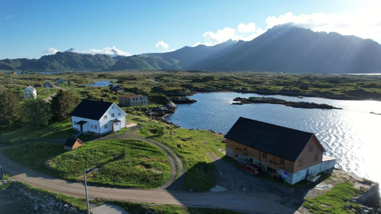 Villa Borgvag - A Unique Seafront Villa In The Heart Of Lofoten Bostad Eksteriør billede