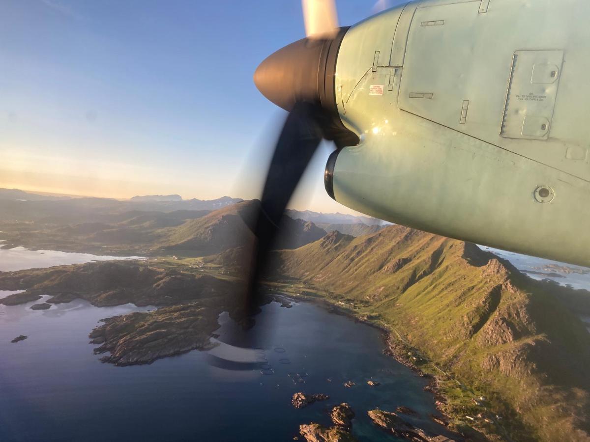 Villa Borgvag - A Unique Seafront Villa In The Heart Of Lofoten Bostad Eksteriør billede