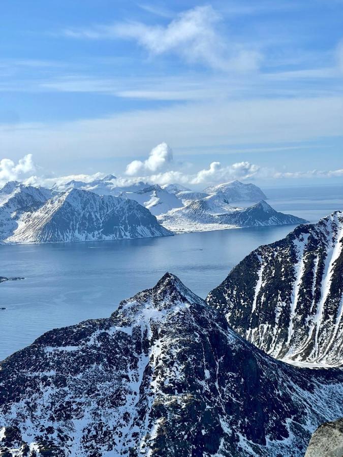 Villa Borgvag - A Unique Seafront Villa In The Heart Of Lofoten Bostad Eksteriør billede