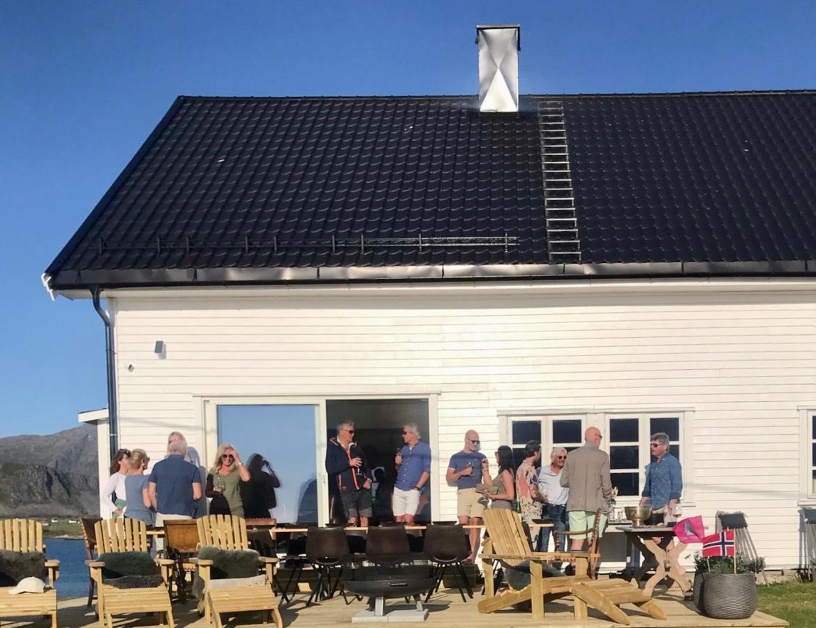 Villa Borgvag - A Unique Seafront Villa In The Heart Of Lofoten Bostad Eksteriør billede