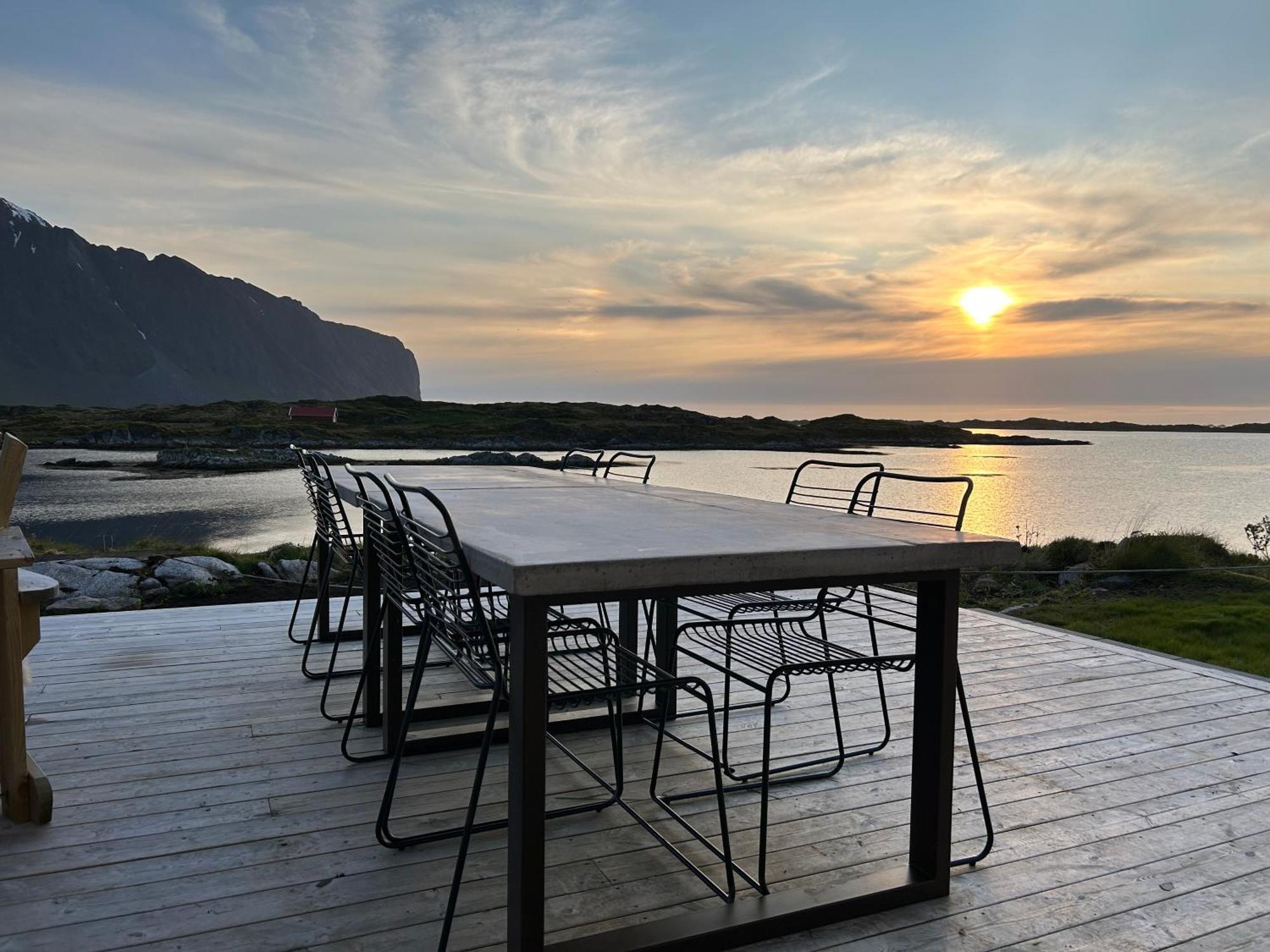 Villa Borgvag - A Unique Seafront Villa In The Heart Of Lofoten Bostad Eksteriør billede